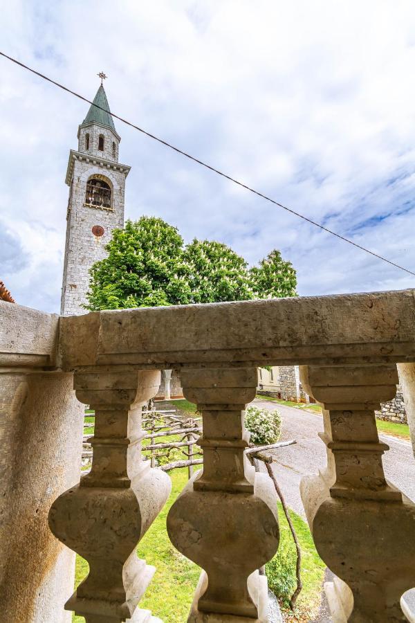 Vila Brinovka Kostanjevica na Krasu ภายนอก รูปภาพ