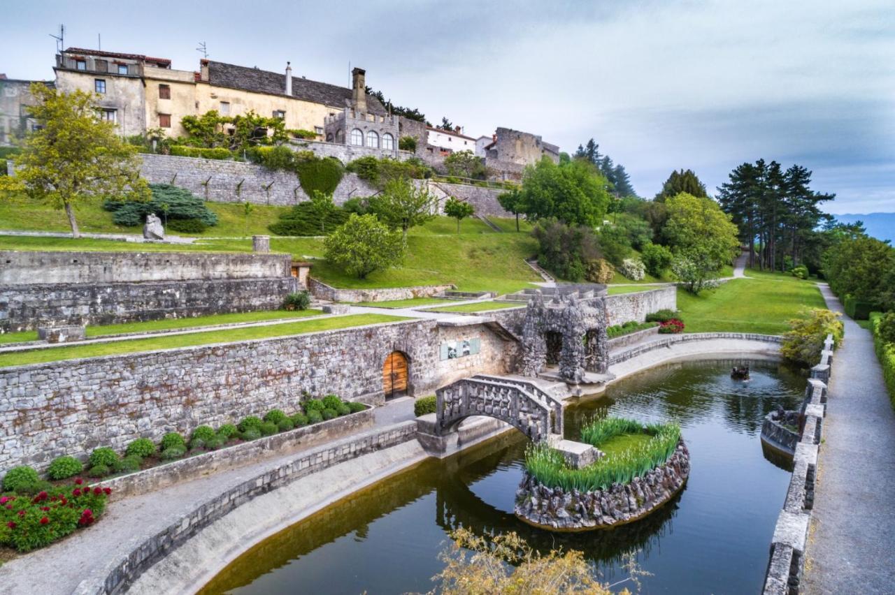 Vila Brinovka Kostanjevica na Krasu ภายนอก รูปภาพ