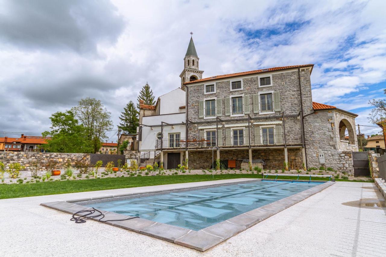 Vila Brinovka Kostanjevica na Krasu ภายนอก รูปภาพ